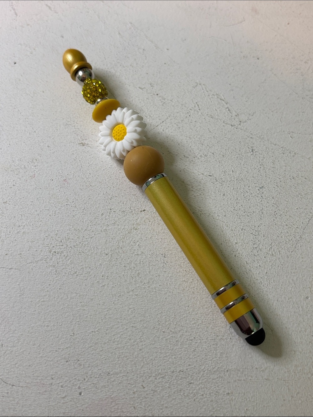 Daisy Charm Stylus Pen in Mustard Yellow